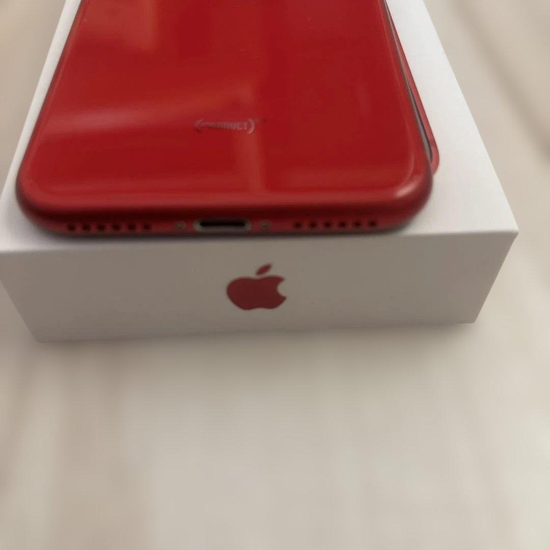 iPhoneSE第二世代（レッド）