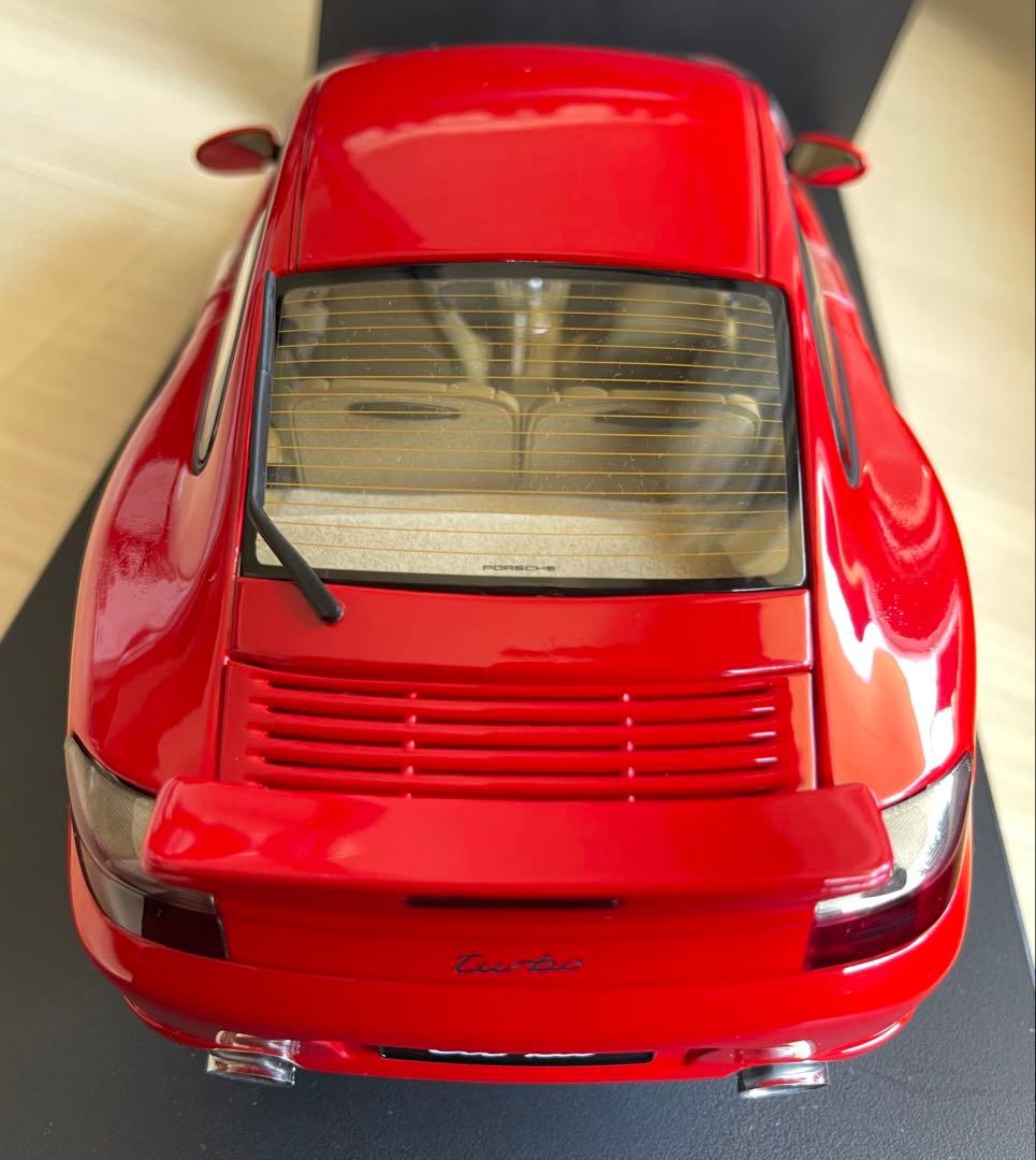 絶版新品 AUTOart /オートアート1/18 ポルシェ911ターボ　レッド