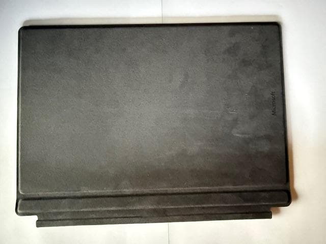 Microsoft Surface3 + 専用キーボード + ACアダプター