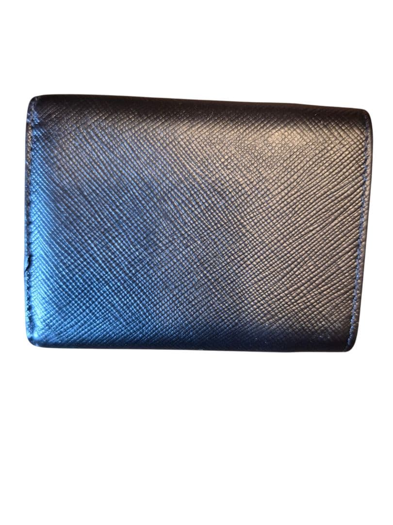 ＰＲＡＤＡ　プラダ　サフィアーノ　三つ折り財布　ミニレターリボン