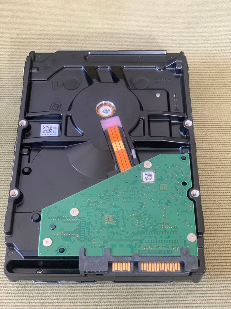 8TB シーゲイト ST8000DM004