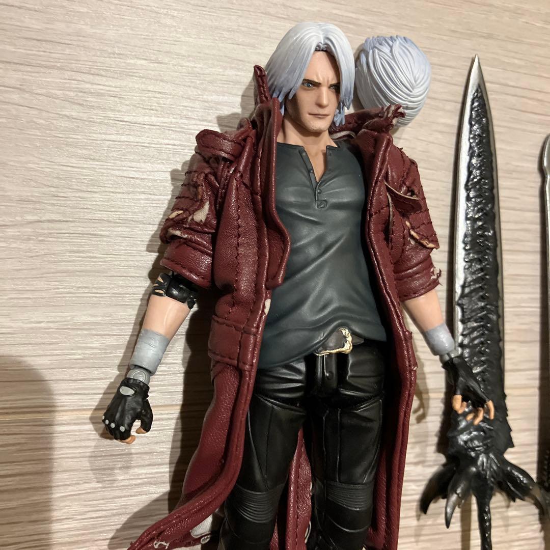 千値練 Devil May Cry 　ネロ　ダンテ　デビルメイクライ　フィギュア