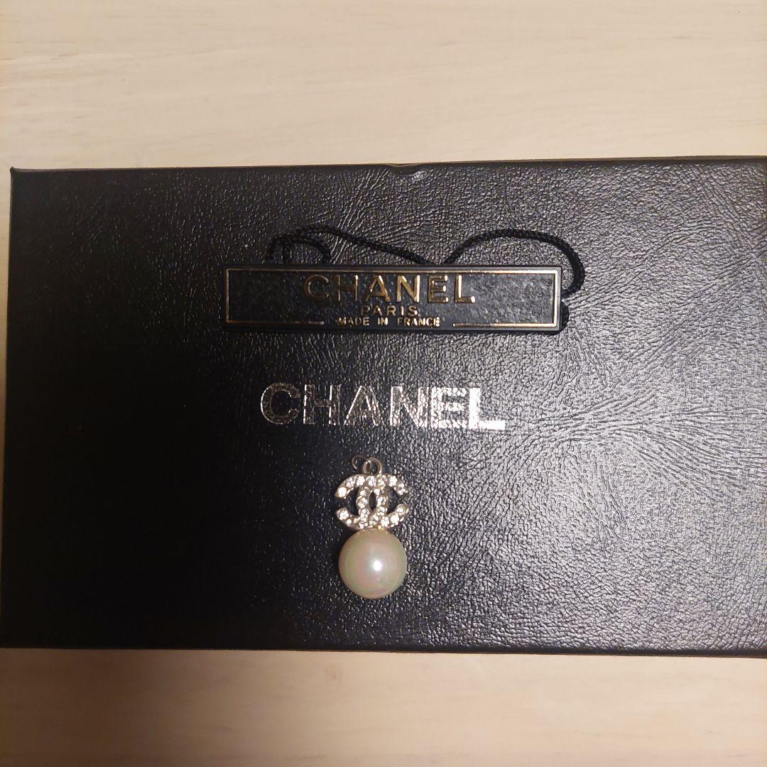 CHANEL パールクリスタルペンダントトップ　パール可愛い！