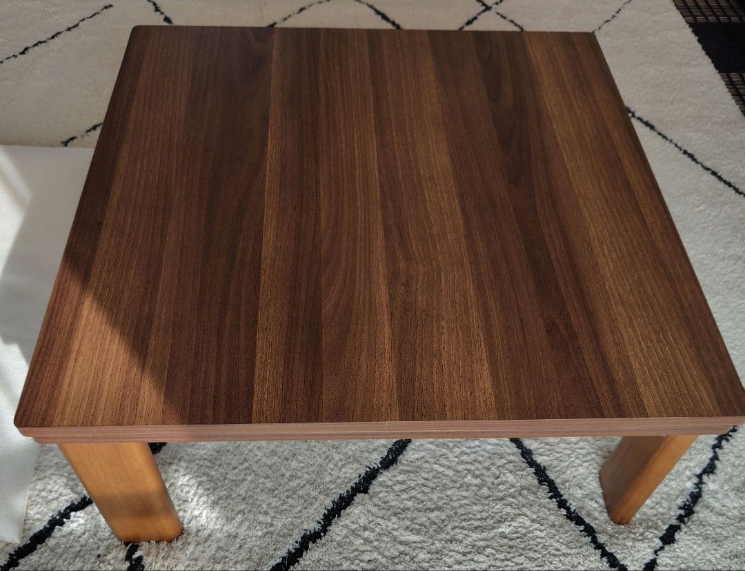 こたつ正方形テーブル（フラットヒーター）こたつ布団付き