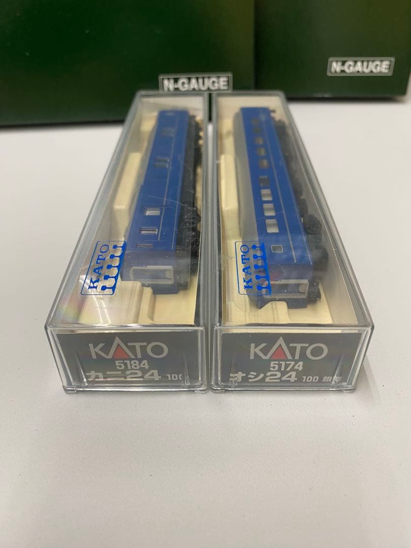 KATO 24系25形　寝台特急「富士」7両基本+7両増結　おまけ3両 17両