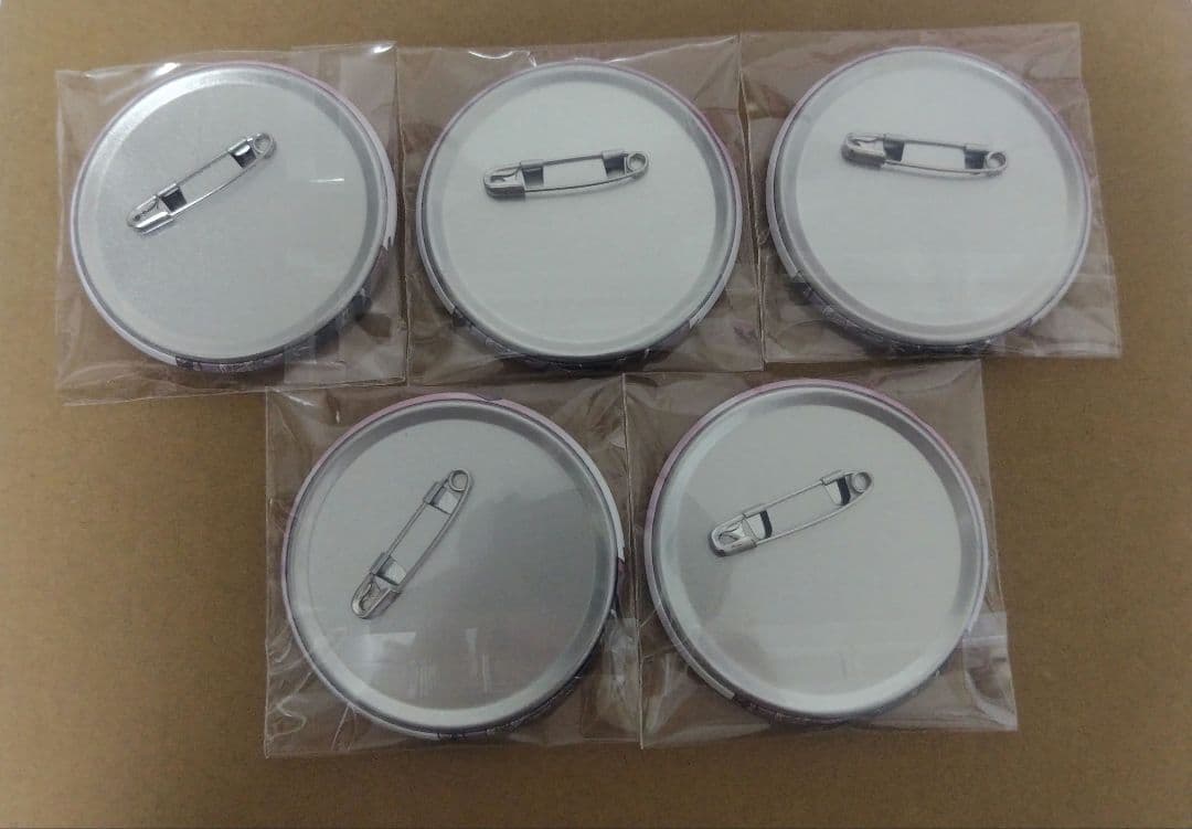 [美品] にじさんじ ローレン・イロアス 缶バッジ 5個セット