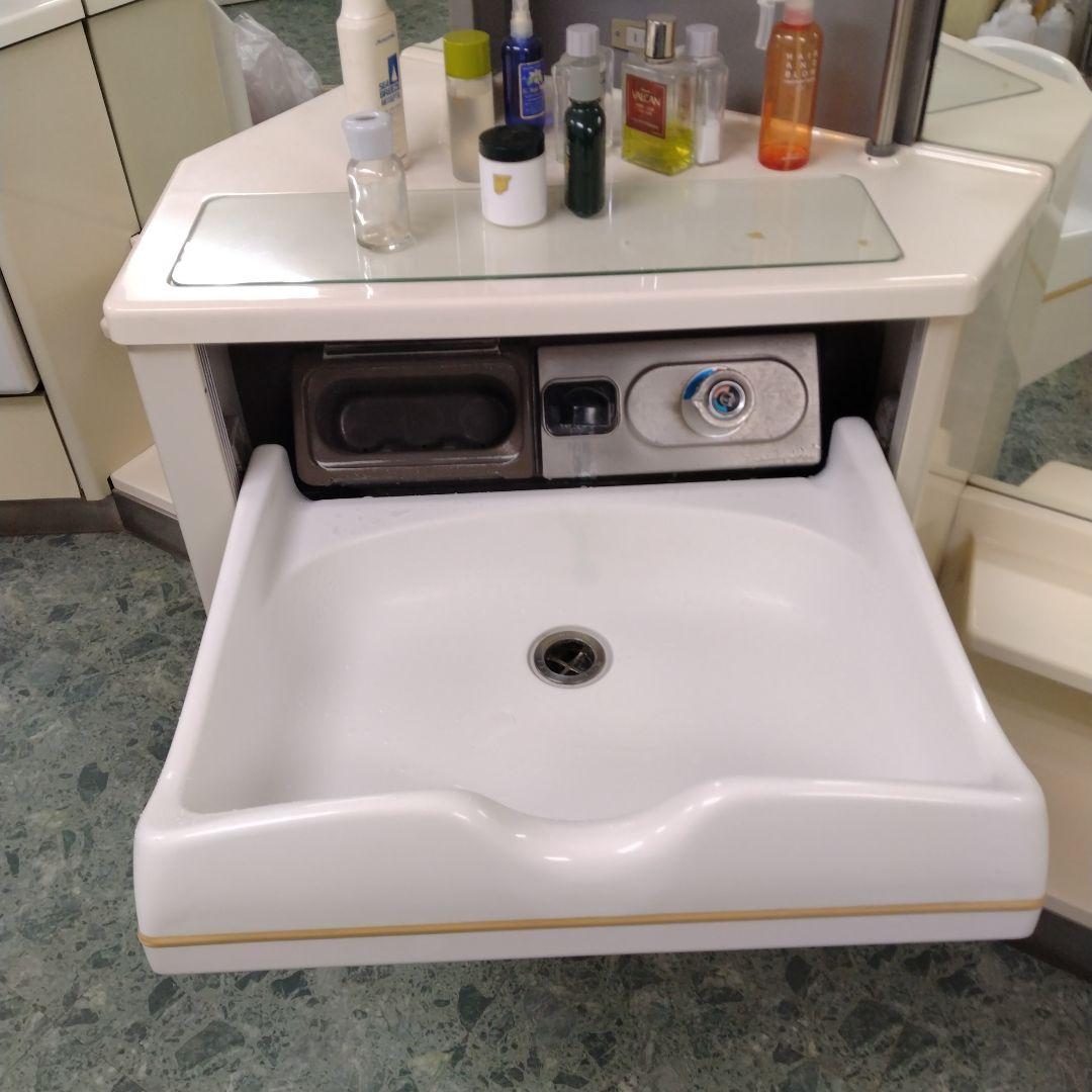 【理容】鏡台、洗面台 　✕3セット