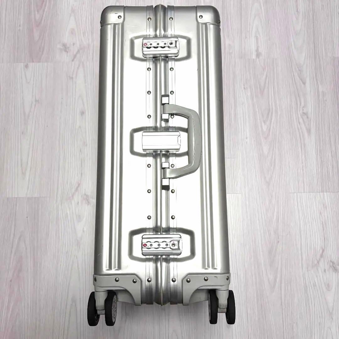 Mercedes-Benz シルバーキャリーケース 65L