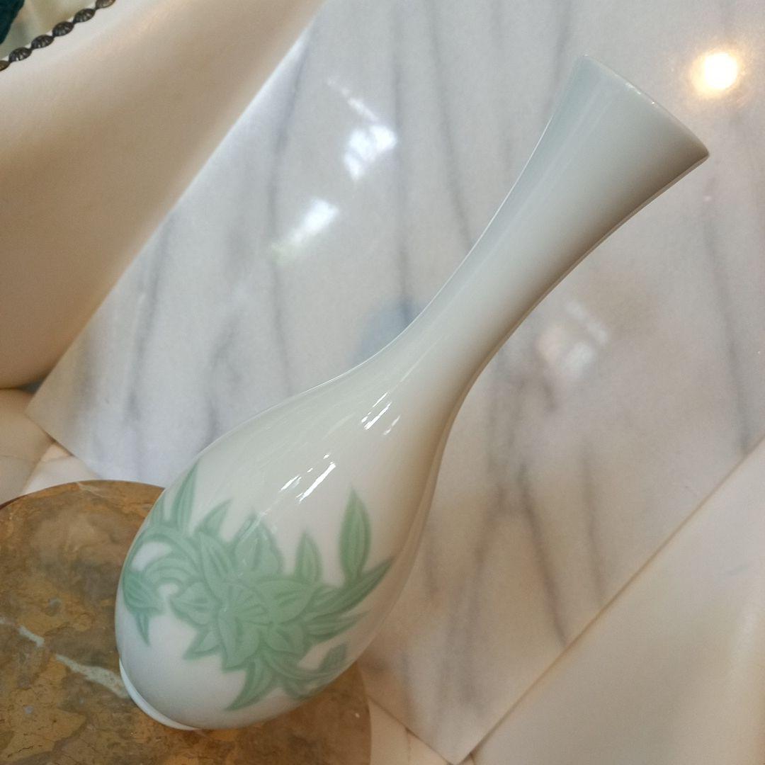 の*り様 井上萬二　百合　花　花瓶　壺　緑　茶器