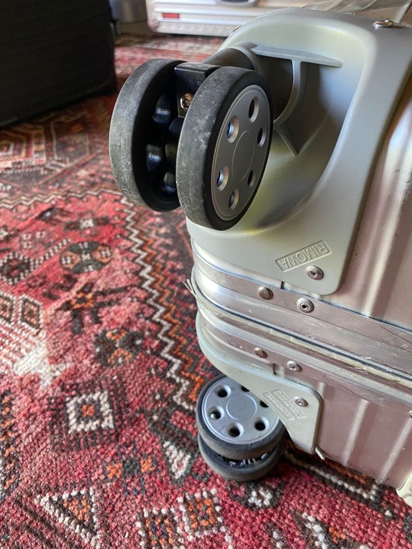 リモワ トパーズ　86L