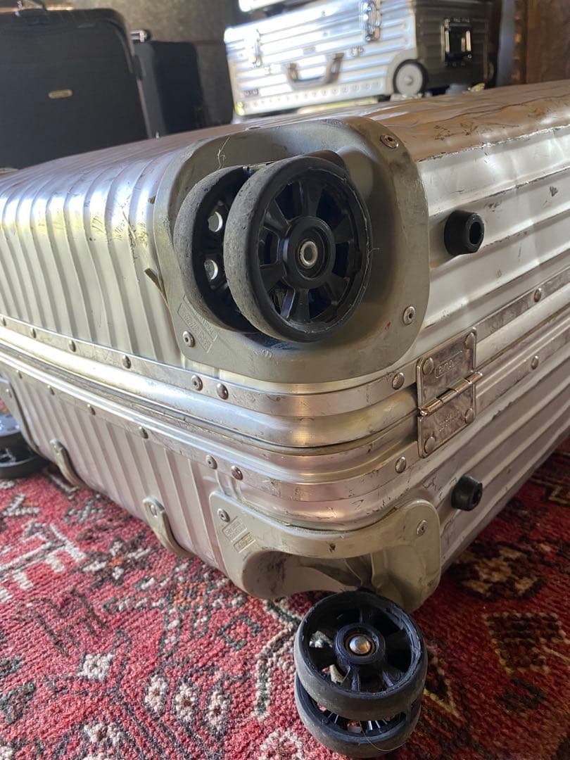 リモワ トパーズ　86L