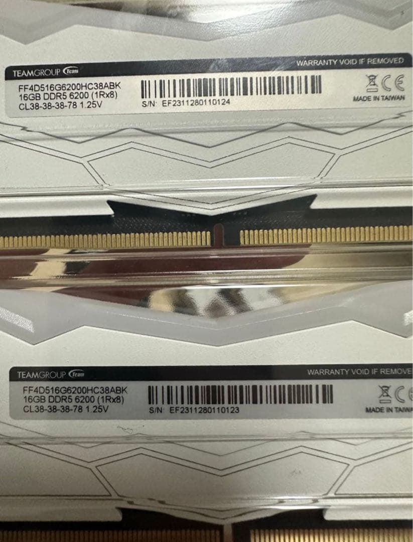 Team RGB DDR5 6200Mhz 16GB×2 white