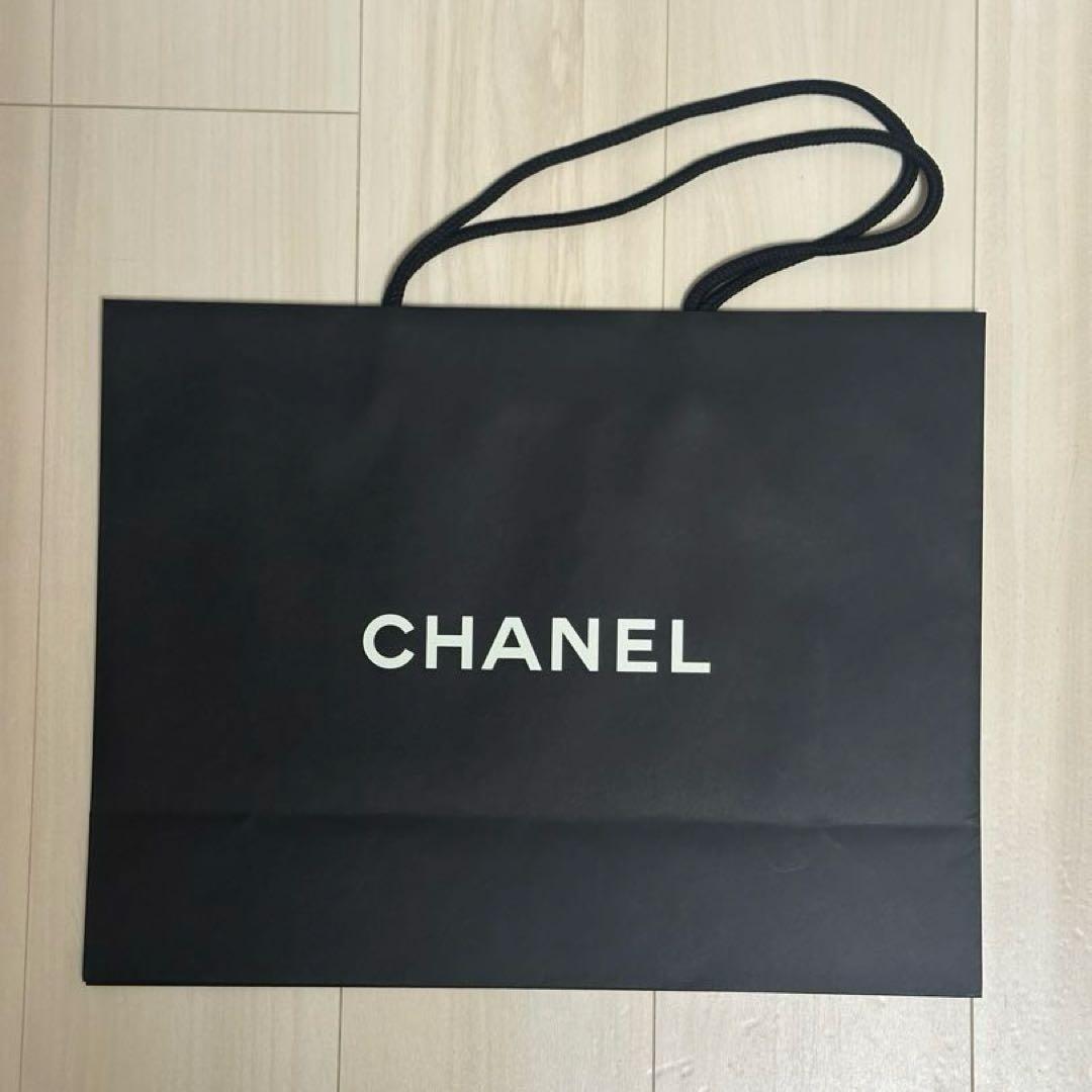 CHANEL　バッグ用空箱　マグネット　リボン&カメリア　約33x27x12.5