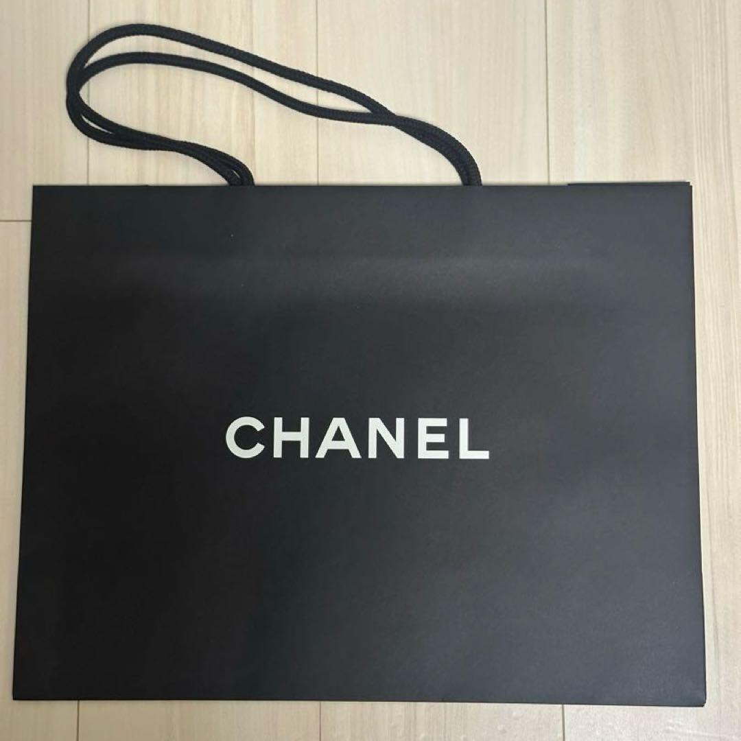 CHANEL　バッグ用空箱　マグネット　リボン&カメリア　約33x27x12.5