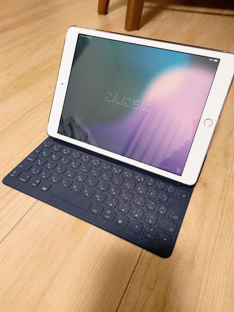 iPad 第7世代 Wi-Fi 32GB　純正キーボードセット