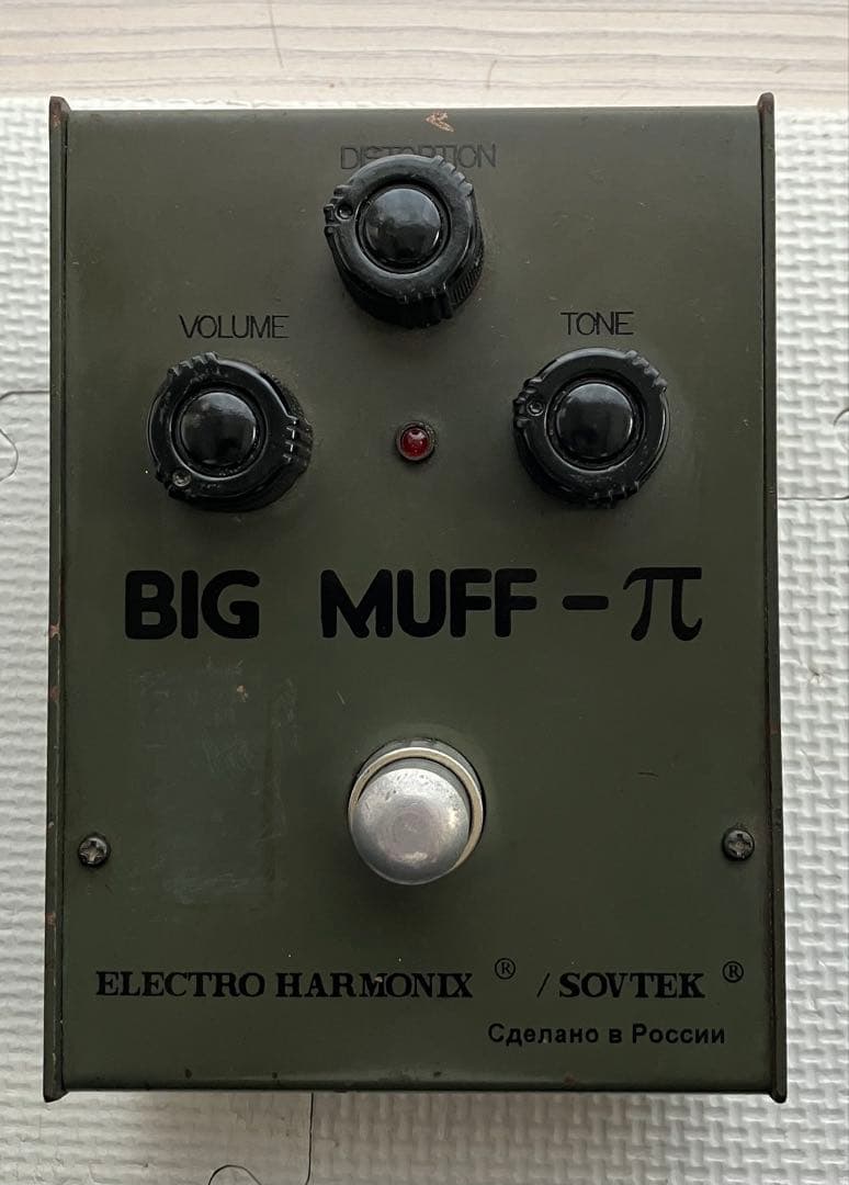 ELECTRO HARMONIX BIG MUFF - π