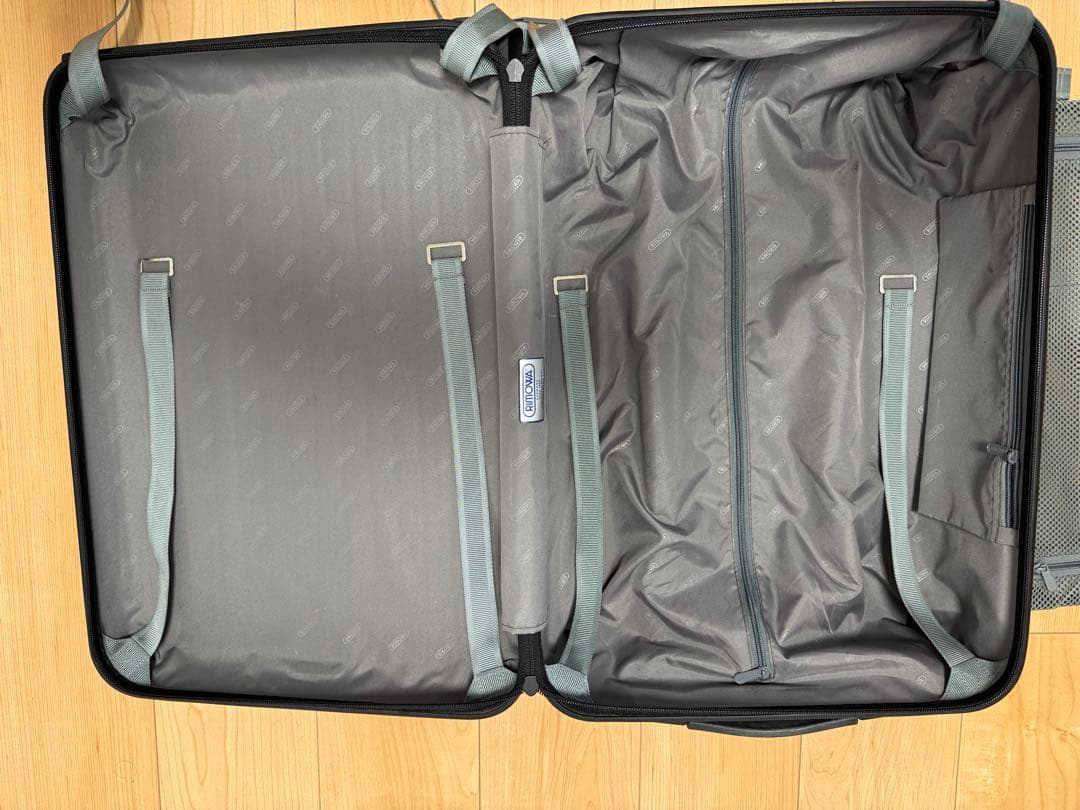 RIMOWA リモワ サルサ 35L マットブラック 機内持ち込み