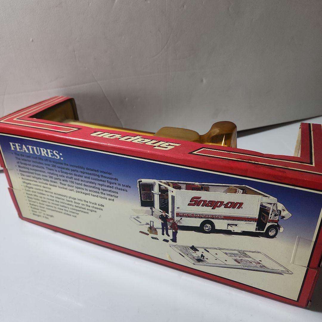 自動車 Snap-on MT-55 Freightliner 1/64