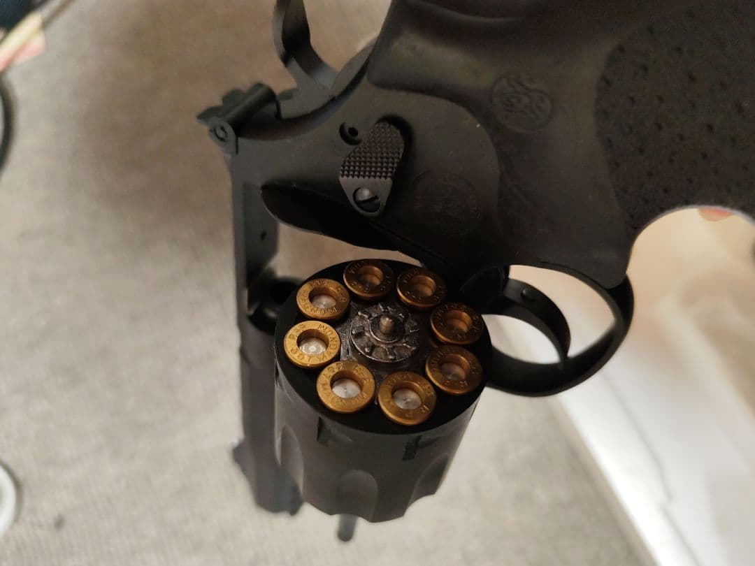 【大幅値下げ中】モデルガン S＆W　M327 R8シリーズ