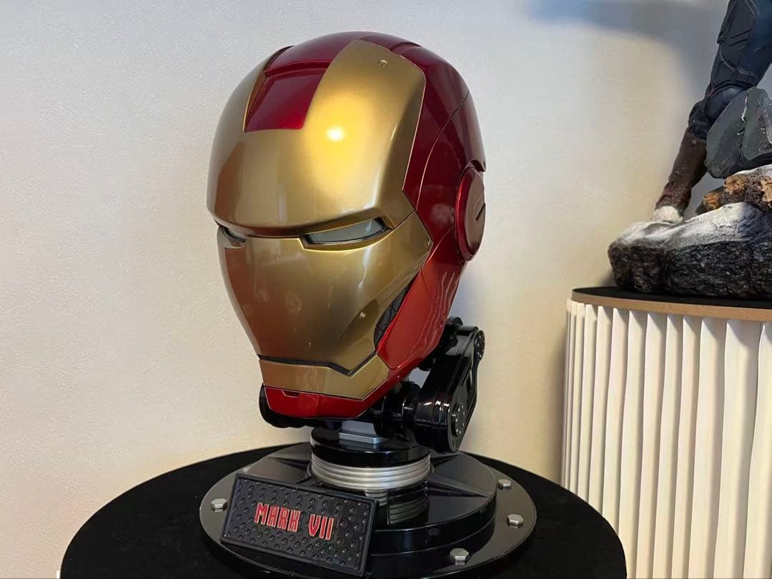 日本未発売！実物大アイアンマン マーク VII ヘルメット
