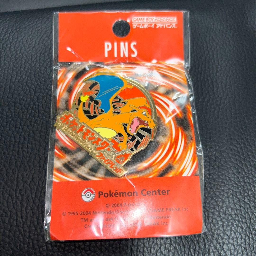 ポケモン　ピンズ　リザードン　ポケモンセンター　激レア！