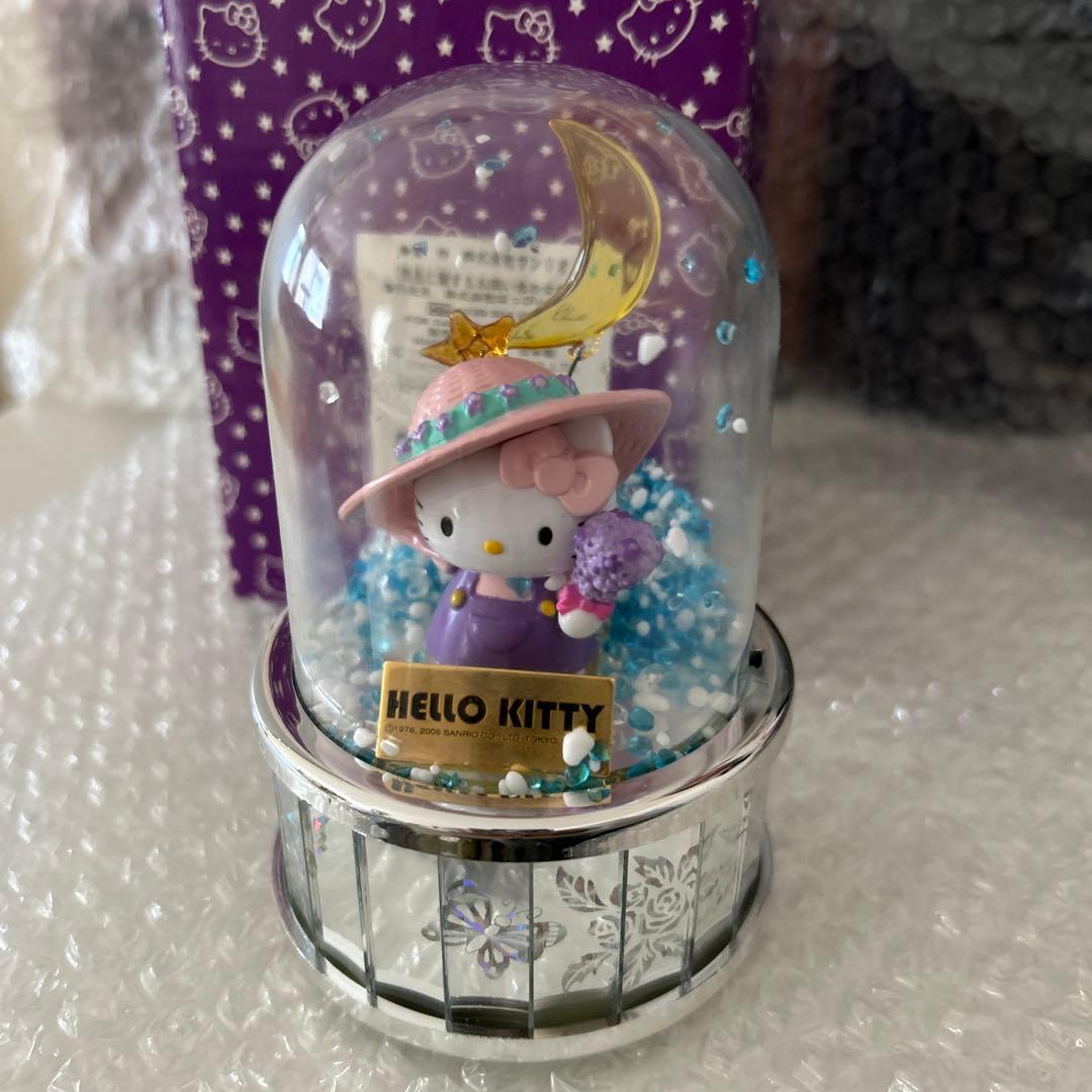 ハローキティ 北海道限定 ドーム型オルゴール
