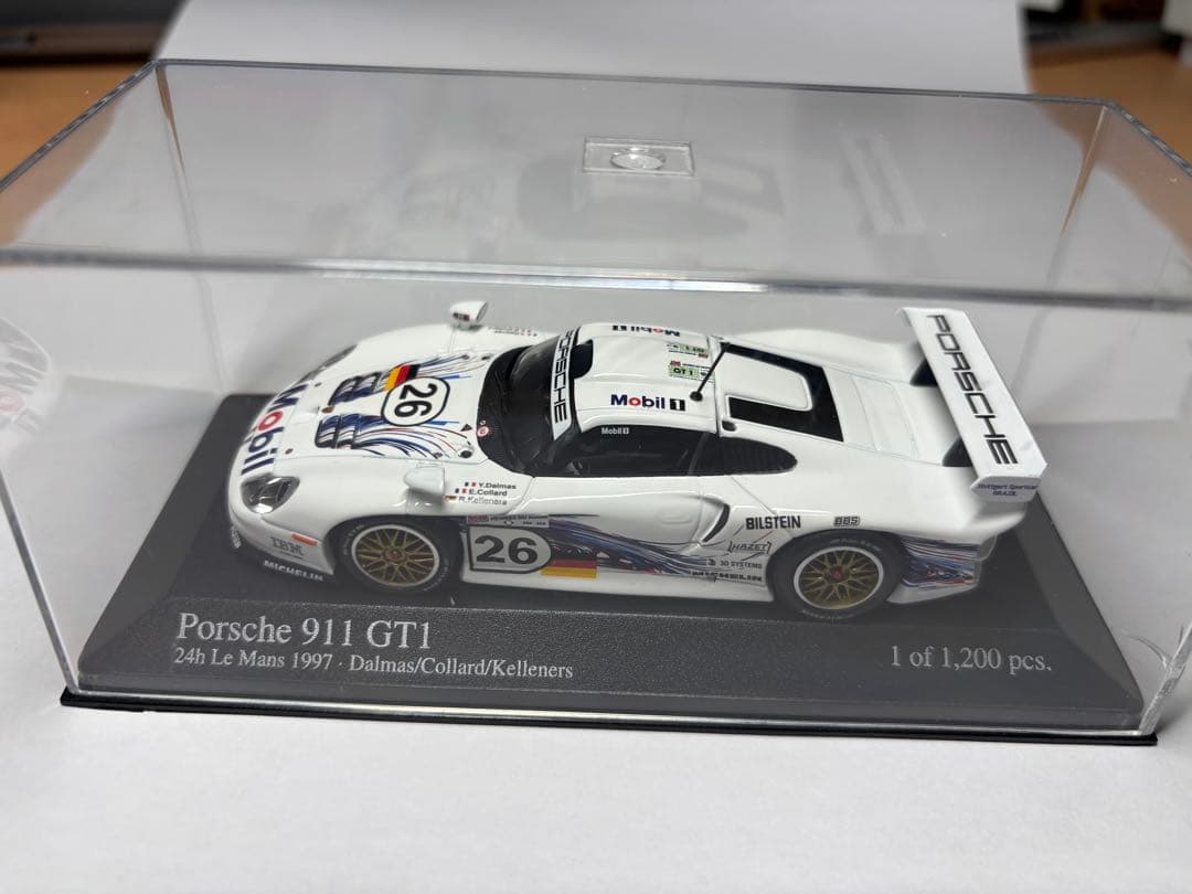 ミニカー Porsche 911 GT1 (Le Mans 1997) (1/43)