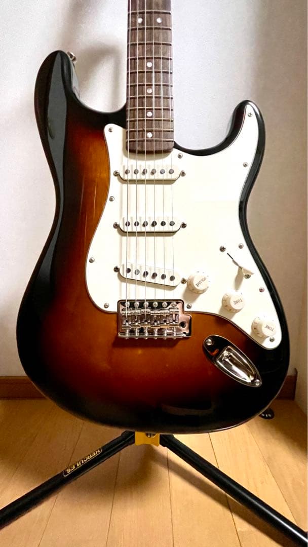ギター Squier classic vibe 60s stratocaster