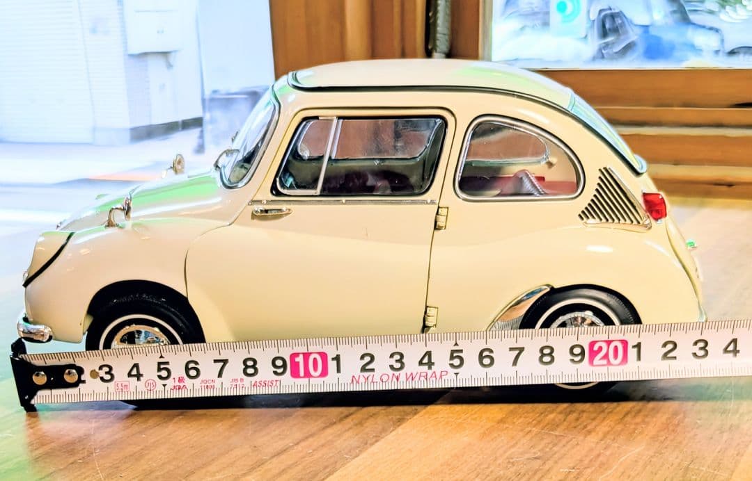 最西端の猫ちゃん　エプロSubaru 360　1/12スケール❤️1822