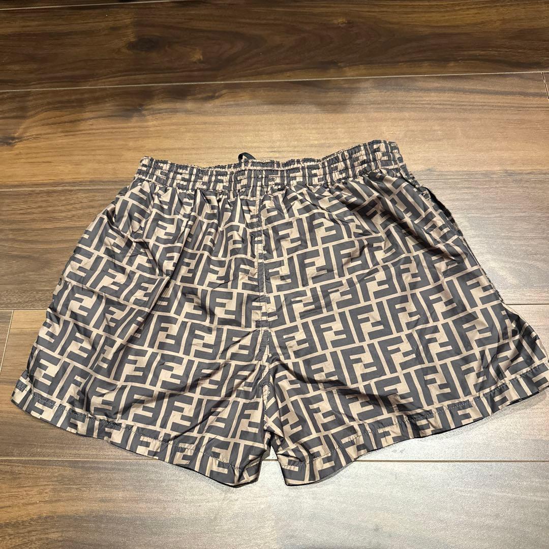 Fendi ロゴプリント 水着