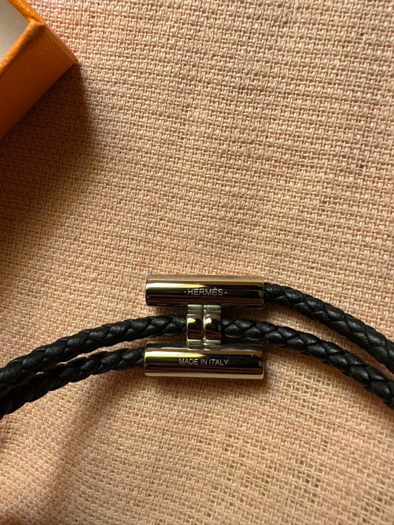 Hermès レザーブレスレット トゥルニ　ブラック
