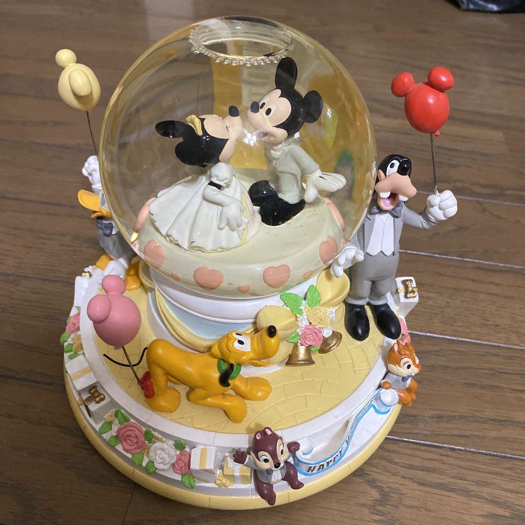 ミッキーフレンズ　スノードーム　オルゴール　ウェディング