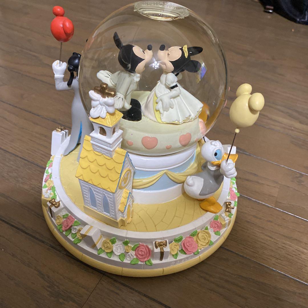 ミッキーフレンズ　スノードーム　オルゴール　ウェディング