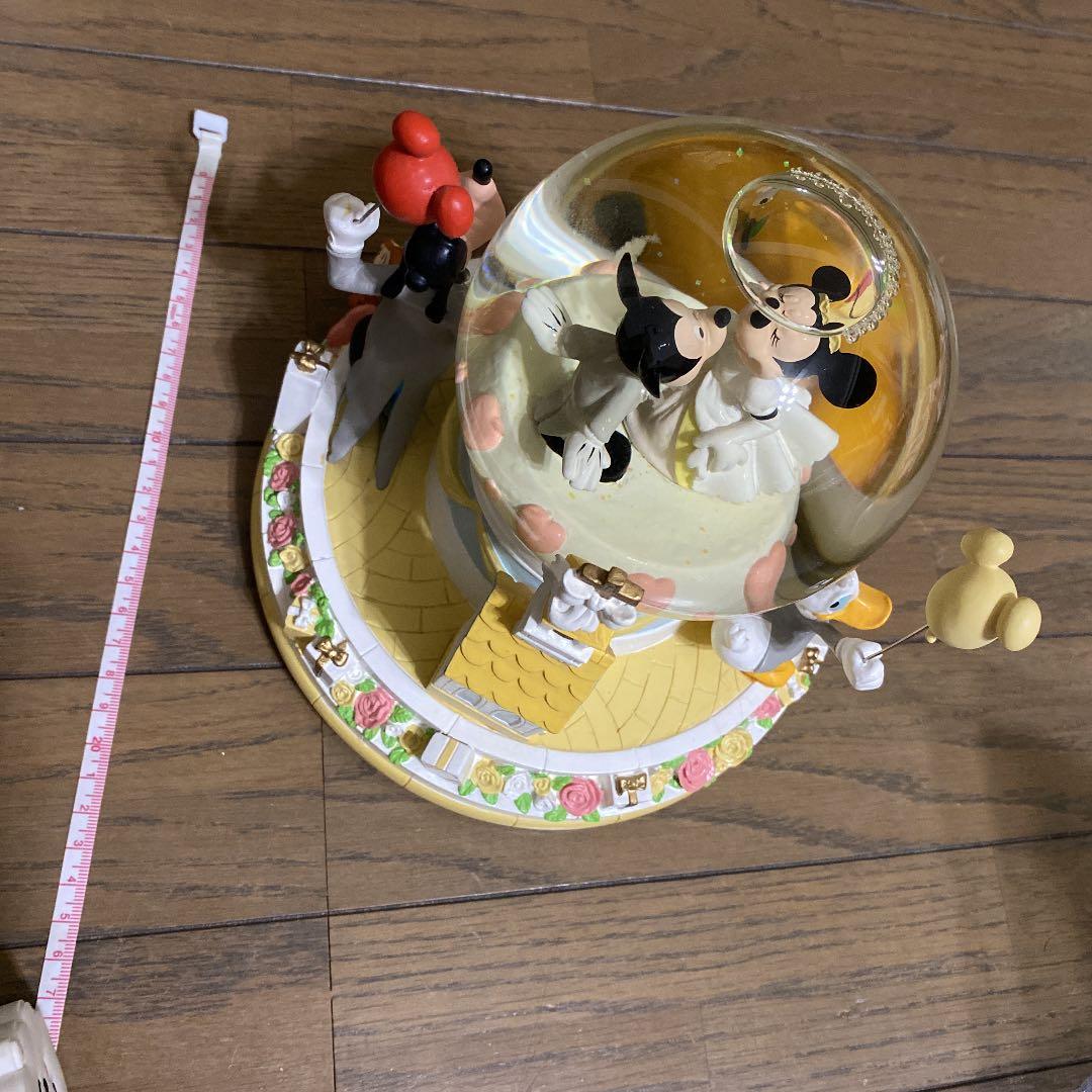 ミッキーフレンズ　スノードーム　オルゴール　ウェディング
