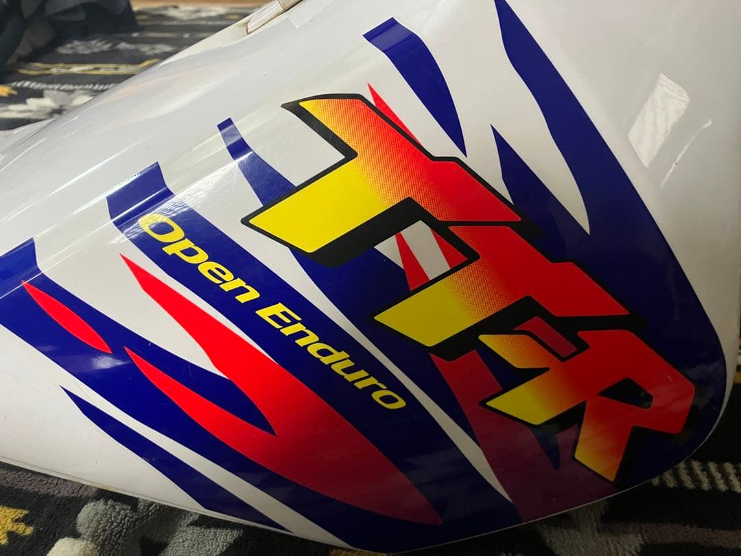 TT250R 4GY ガソリンリンク キー、キャップ、燃料コック付き