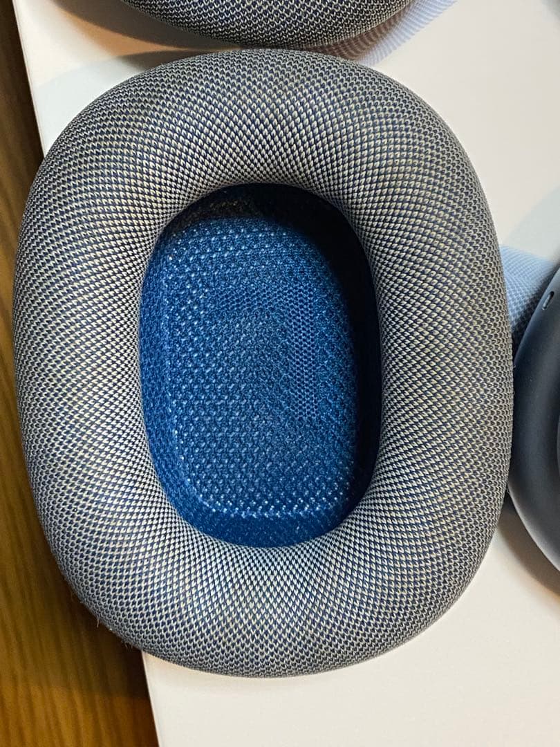 ヘッドホン AirPods Max