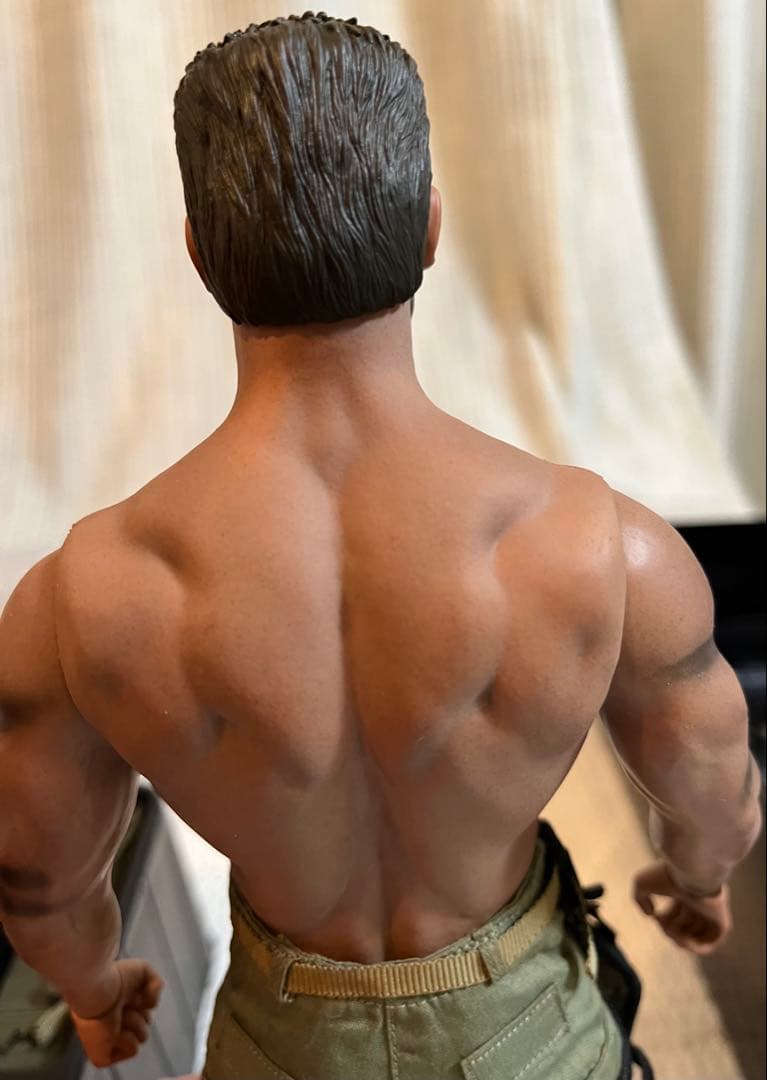 ホットトイズ　ムービーマスターピース　コマンドー1/6 ジョンメイトリックス