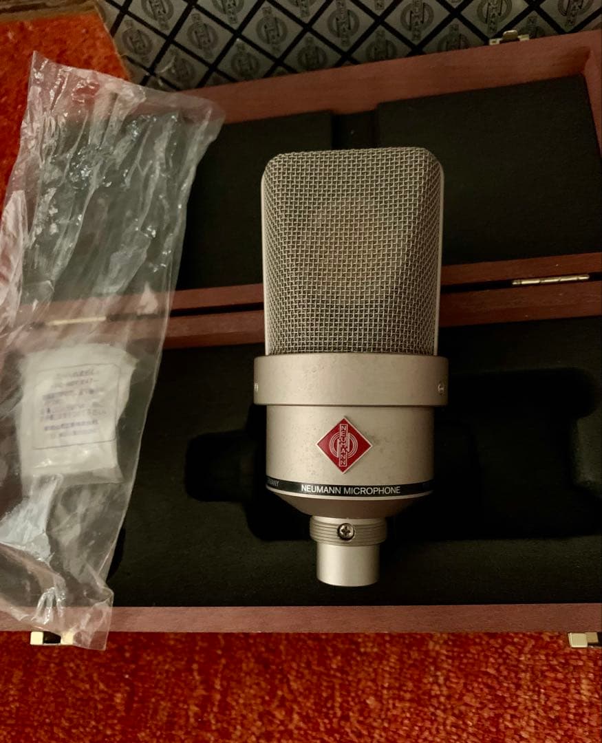 正規品　Neumann TLM 103 コンデンサーマイク （ホルダー無し）