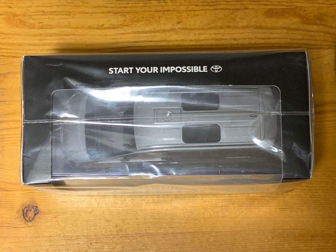 たか　トヨタ 新型ヴェルファイア カラーサンプル プレシャスメタル
