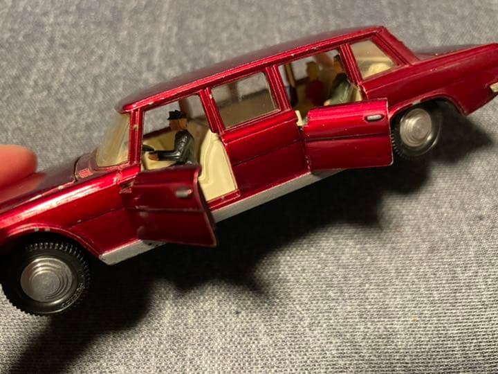 値下げしました！MERCEDES-BENZ 600