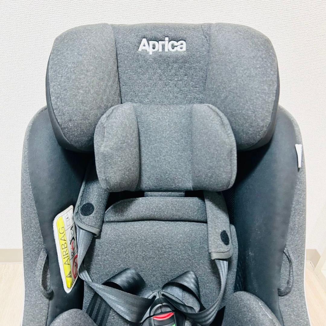 未使用級　Aprica CURURILA LITE ISOFIX 回転式 新生児