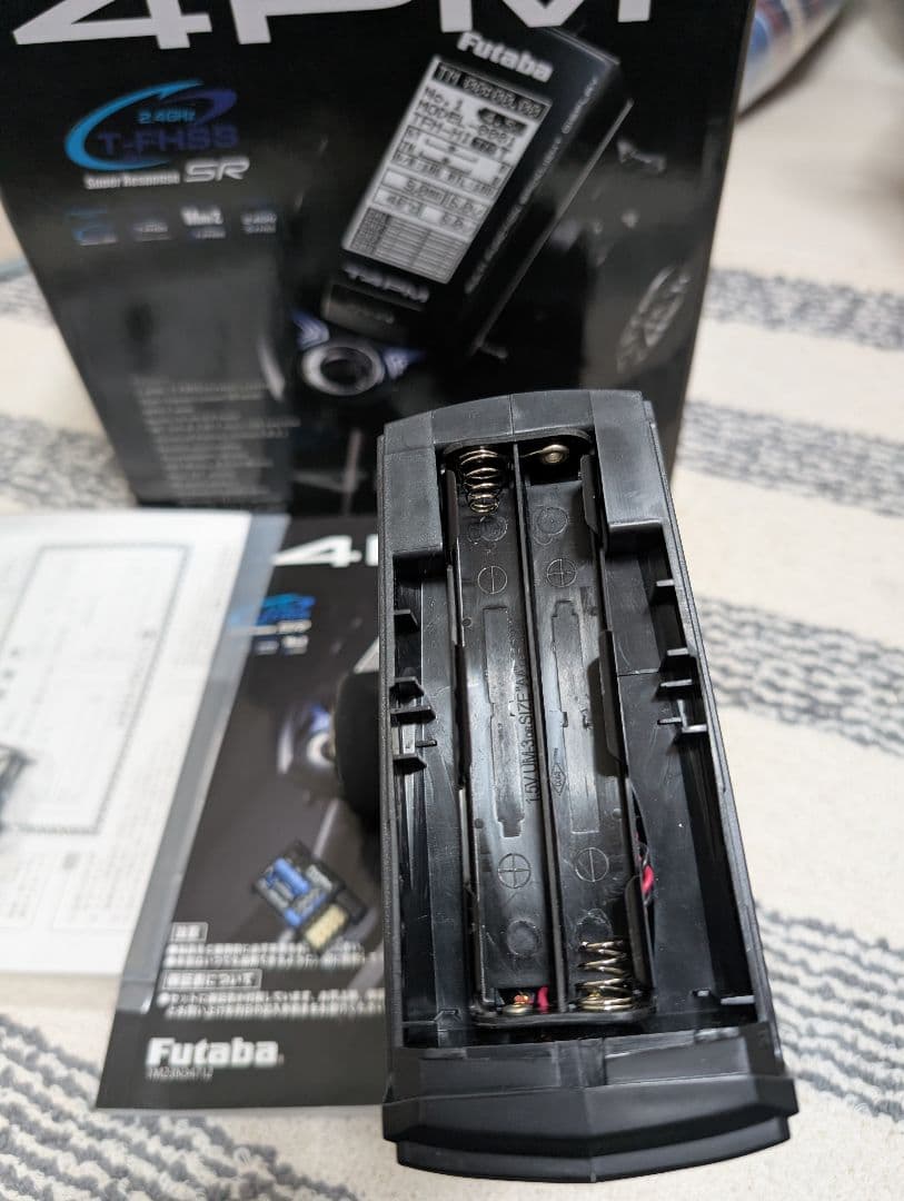 Futaba 4PM 　送信機受信機　画像でご判断ください　送料込み