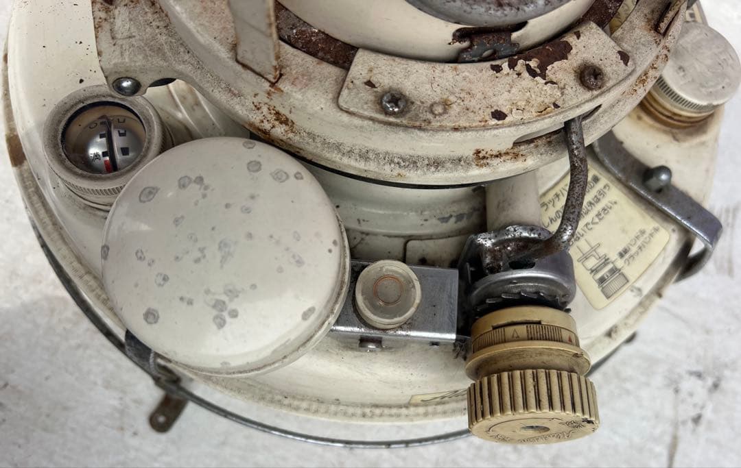 アラジン ブルーフレーム 灯油ヒーター、おそらくモデル BF3912 最終価格