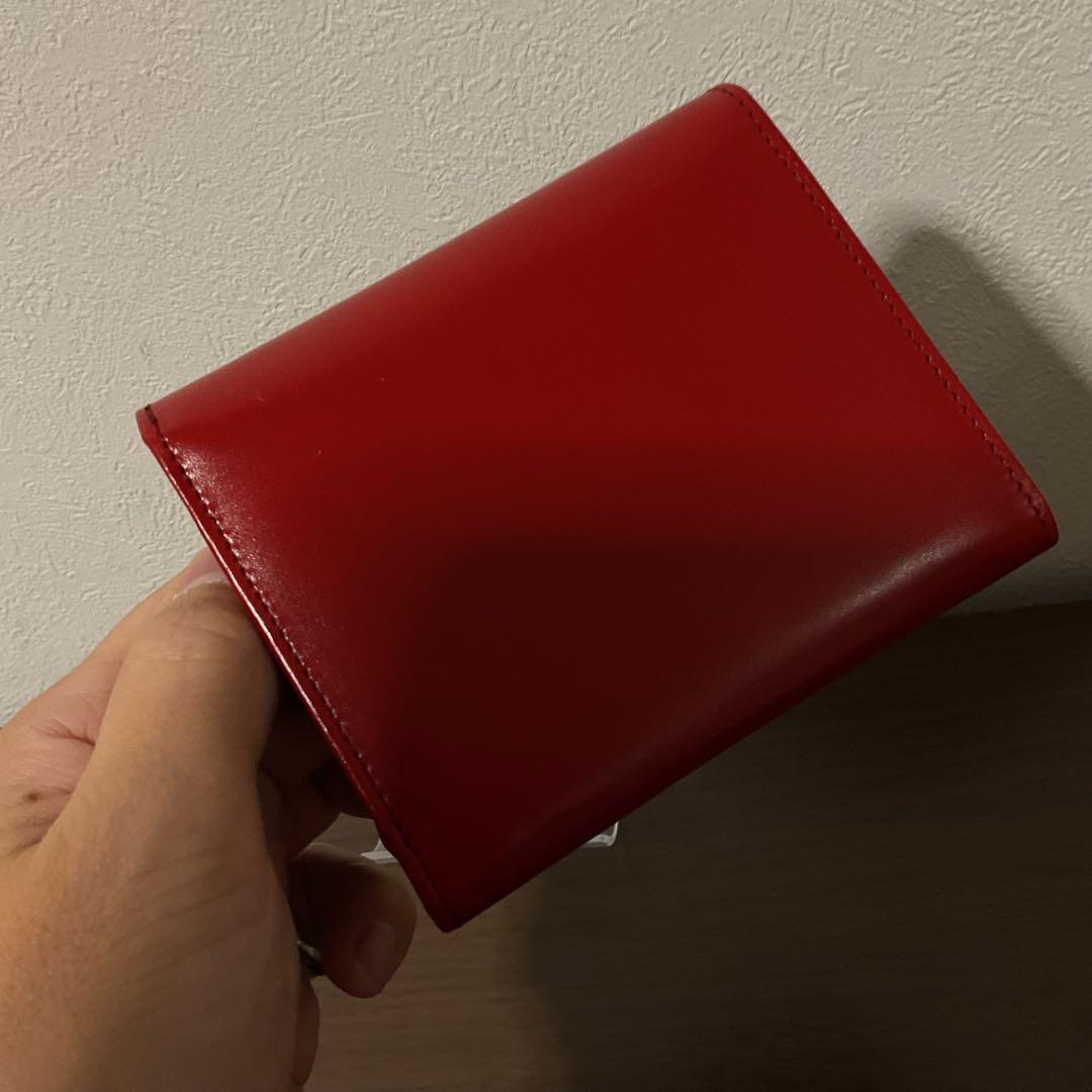 Mio 新品未使用 美品 プラダ レザー ロゴエンボス 折り財布