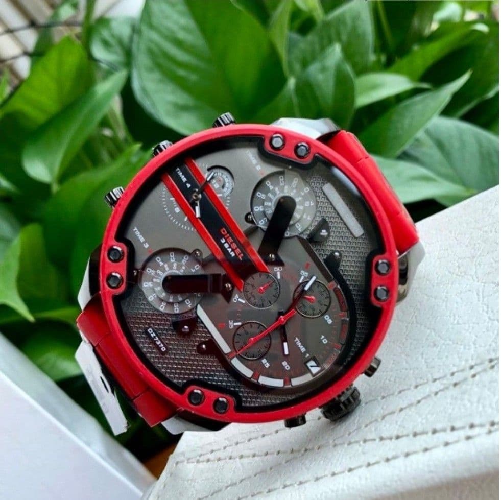 DIESEL　DZ7370 未使用新品☆腕時計　ディーゼル