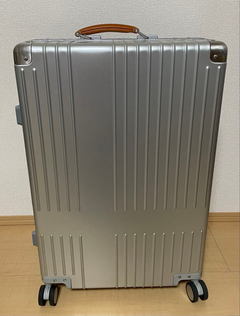 innovator アルミスーツケース シルバー70L