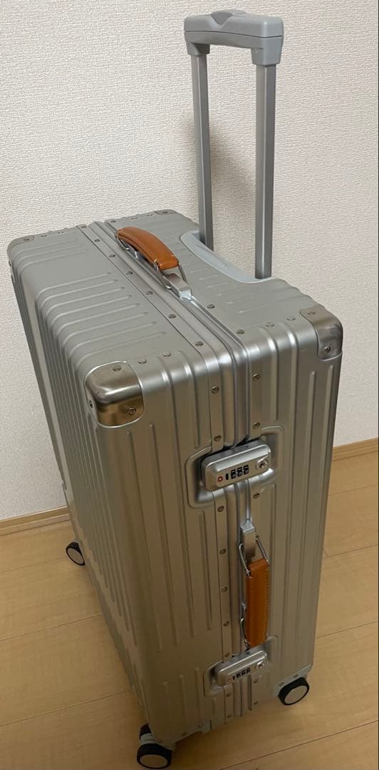innovator アルミスーツケース シルバー70L