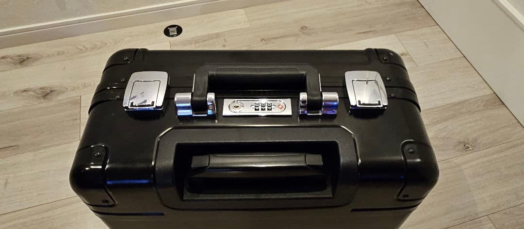 ゼロハリバートン　キャリーケース⭐ZERO HALLIBURTON　29L