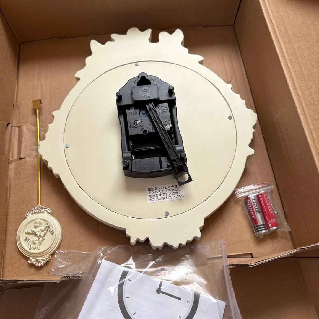 電波掛け時計 ゴールデンエンジェルラウンド振り子時計W (ホワイト)