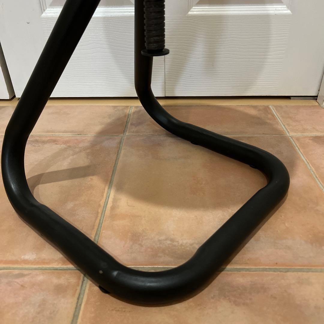 ★IRON STOOL インダストリアル　アイアン　鉄×無垢材　丸椅子　古材ネジ